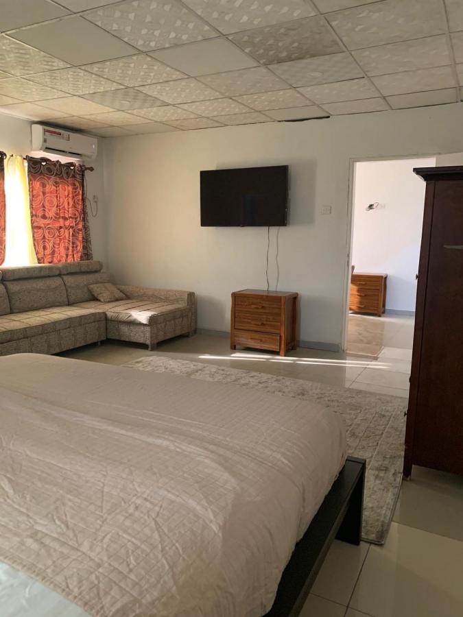 Sky Inn Hotel Freetown Eksteriør billede