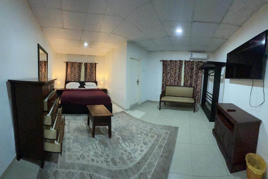 Sky Inn Hotel Freetown Eksteriør billede